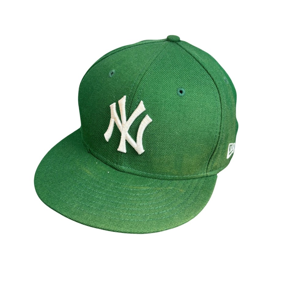 New York Yankees Hat Cap Fitted Mens 7 3/8 Green MLB Shamrock St Patrick New Era